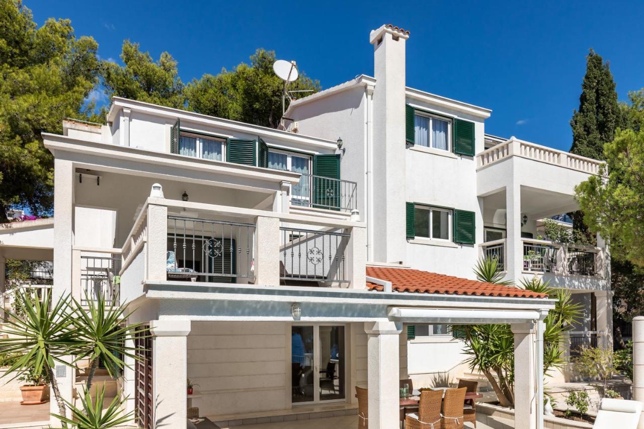 Apartments Croatia Trogir Bagian luar foto