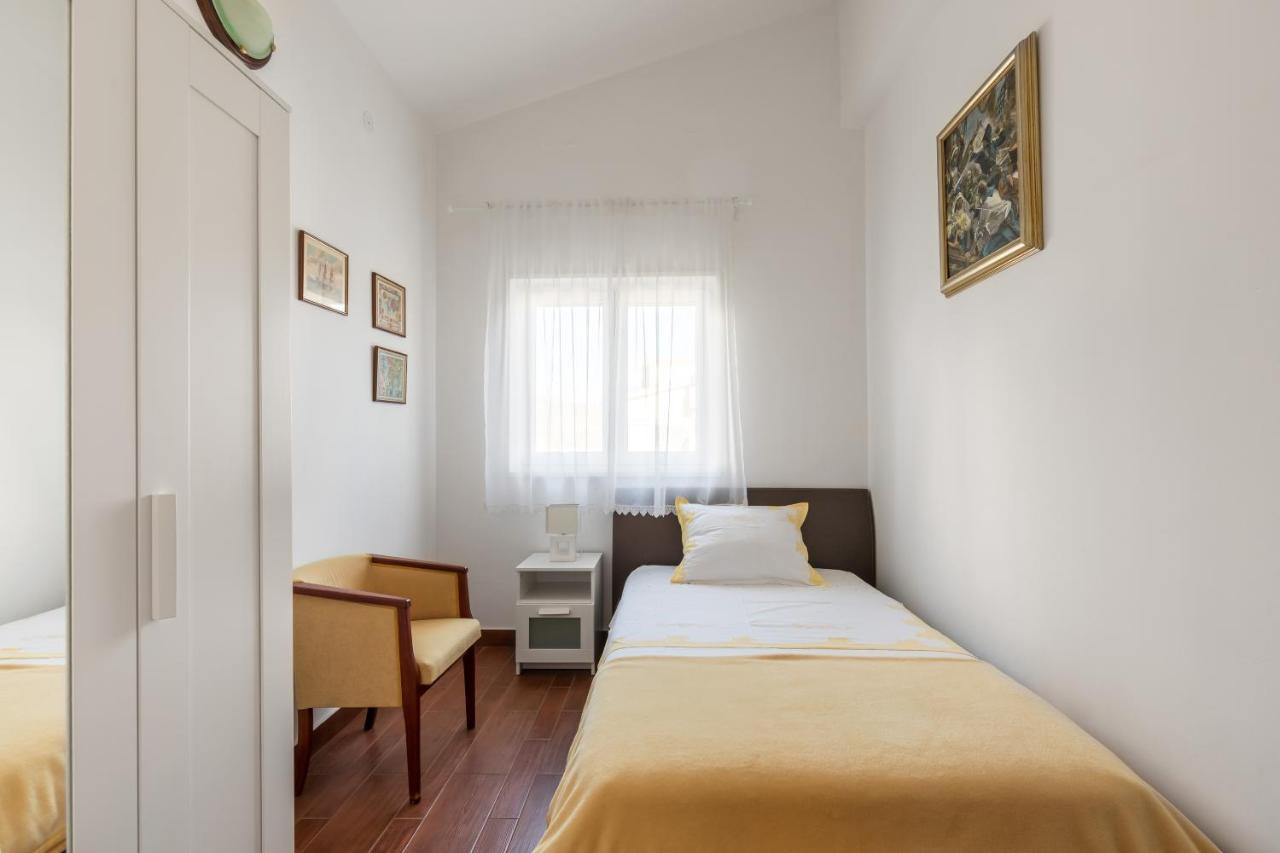 Apartments Croatia Trogir Bagian luar foto